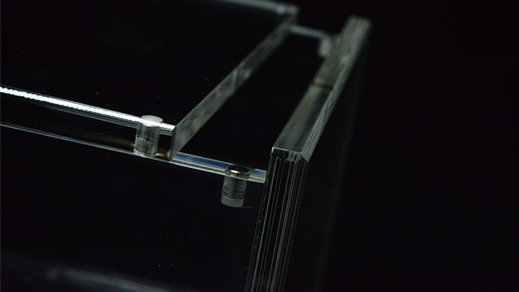 67234 alt4.png Carat X12 (Holds 12 Decks)
