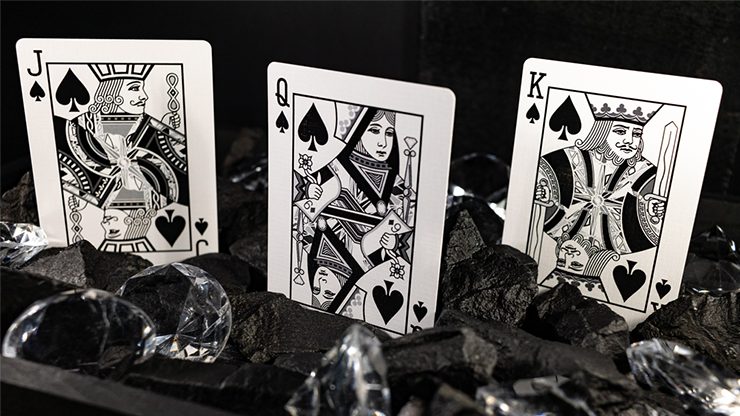 67950 alt4.png Carbon (Diamond Edition) Playing Cards