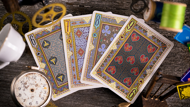 72033 alt5.png Alice in Wonderland Playing Cards by Kings Wild