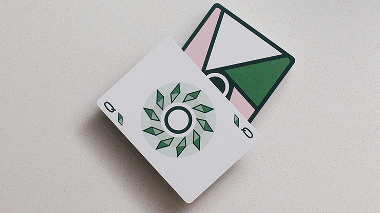 74258 alt2.png Virtuoso Open Court II Playing Cards