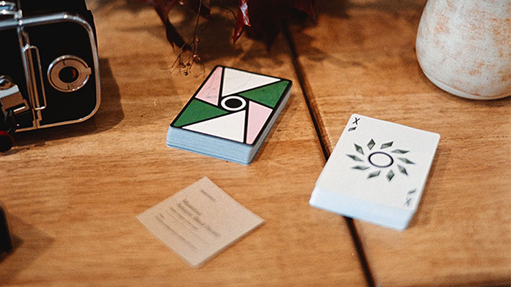 74258 alt3.png Virtuoso Open Court II Playing Cards