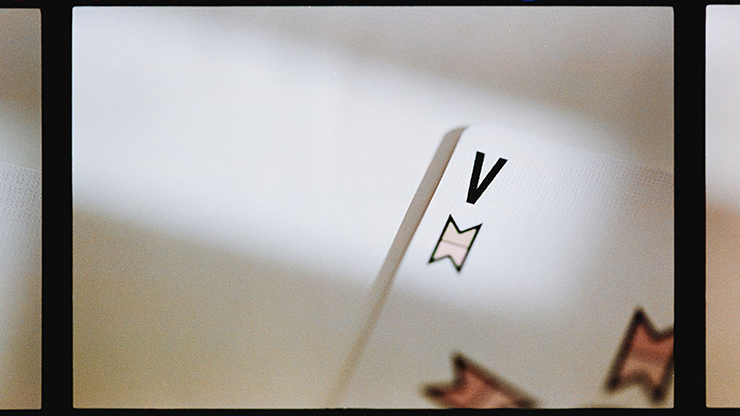 74258 alt4.png Virtuoso Open Court II Playing Cards