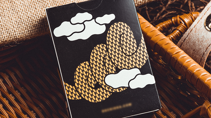 76051 alt4.png The Dragon (Black Gilded) Playing Cards