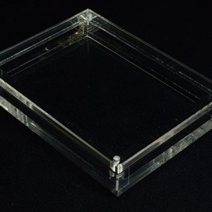 CARAT XMC V2 Metal Card Display