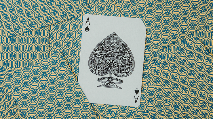 77109 alt1.png No Borders Honeycomb Playing Cards by Joker and the Thief