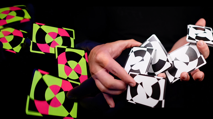 77790 alt3.png Chris Cards Covered Circle GLOW Playing Cards