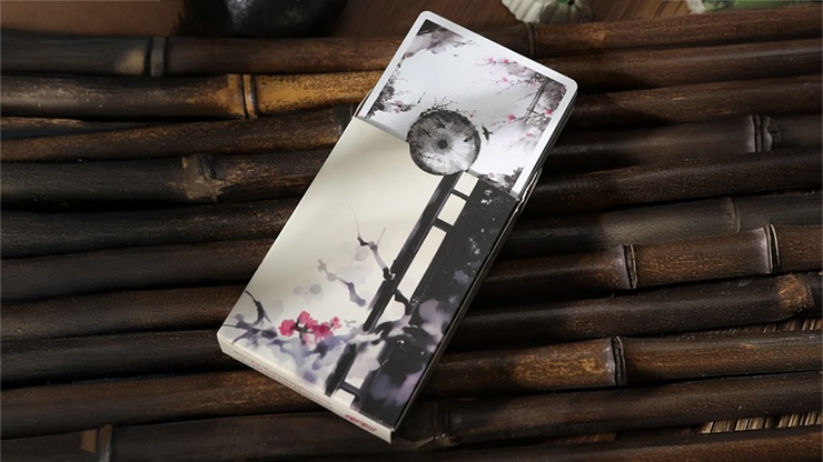 77816 alt5.png Subtle Fragrance (Standard) Playing Cards by King Star