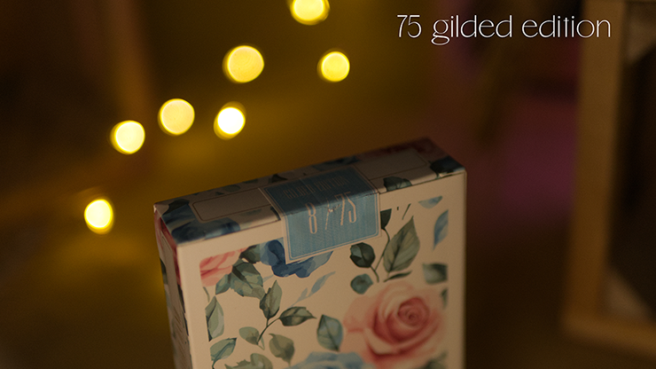 79660 alt1.png Flower Deck (Gilded Roses) Playing Cards