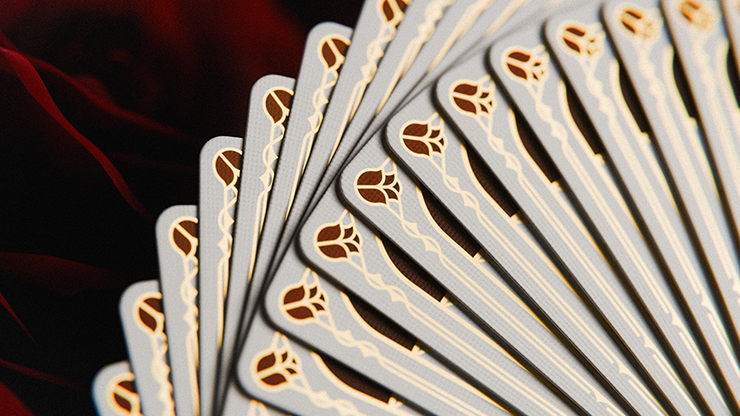 80041 alt3.png Skulls & Roses Playing Cards