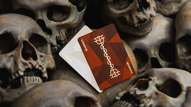 80041 alt4.png Skulls & Roses Playing Cards